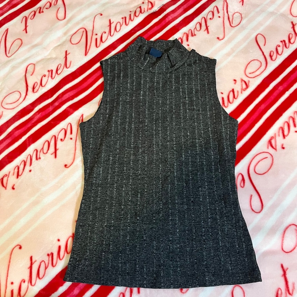 Violation 2000 Grey Ribbed Sleeveless Mock Neck Top Size S